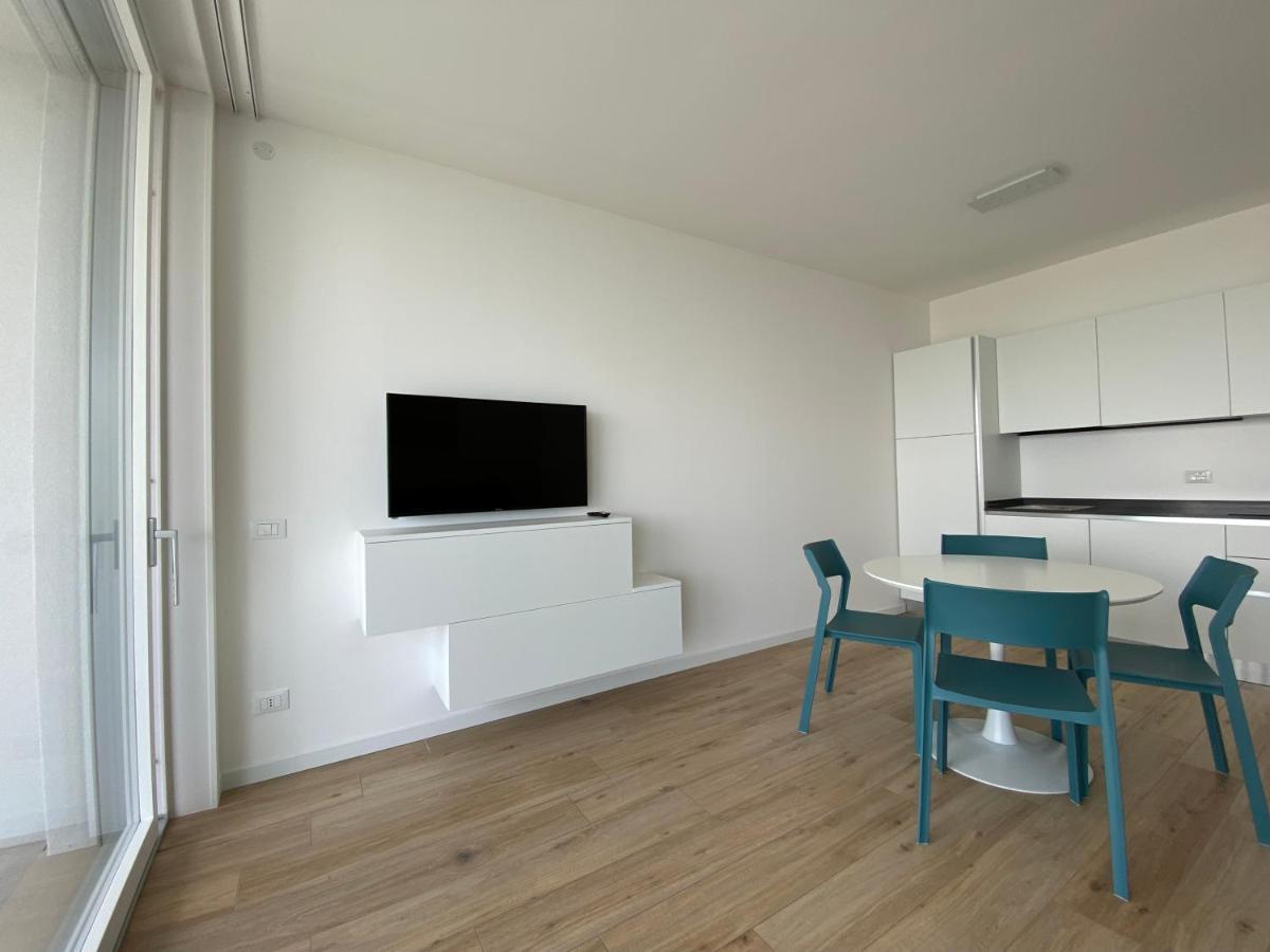 Podium Apartment Lido di Jesolo Exterior photo